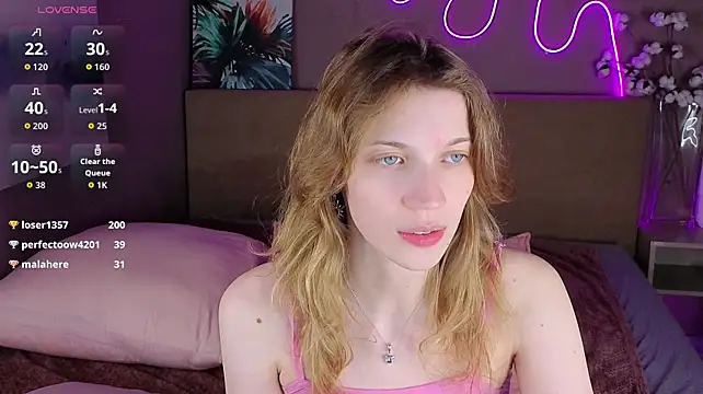 Emily_Cartex