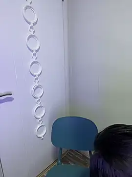 Nidegirl - 新人第一天，哥哥们温柔一点，多多调教哦！完成目标控制小粉5分钟