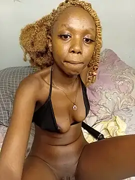 Petite_Nana