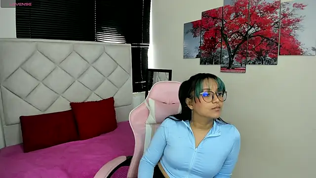 Azul_moonn - Doggie Pose 😈
