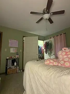 SageMarie555 - 2 pussy spanks!