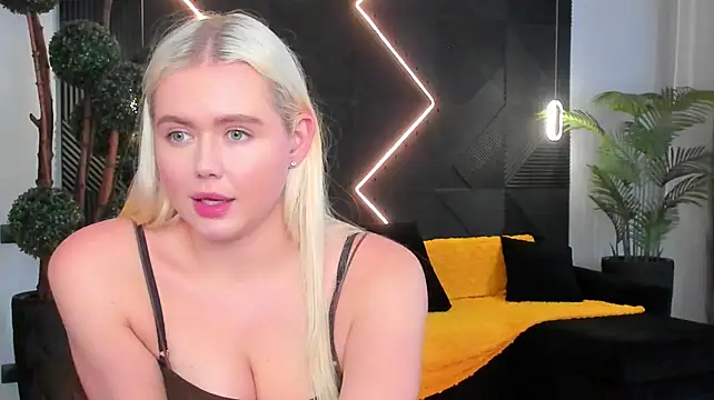 Julia_robertson