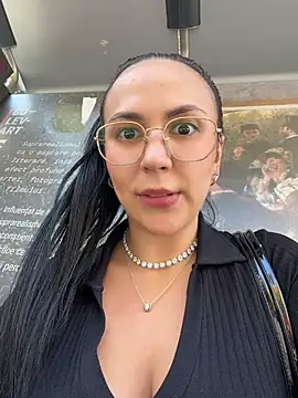 Bunny_Lush - Put me doggy outside