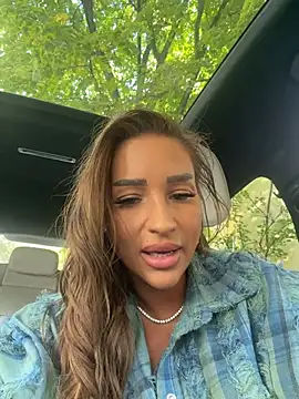 LovingBlondie - boobs outside