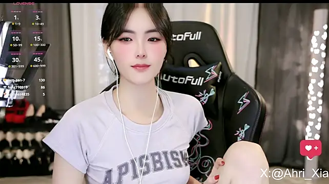 Ahrii_yan - 嗯~~把玩具塞进来吗~~🥵