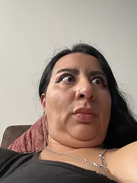 Abril_Luv - Show squirt lush ass control 3 min
