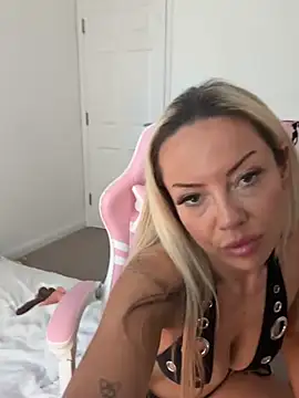 Princess_jasss - TIP 100 TOKENS FOR A SOLO TAPE IN DMS