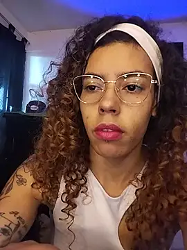 Pamelamiler__ - Fingers in pussy-rub clit