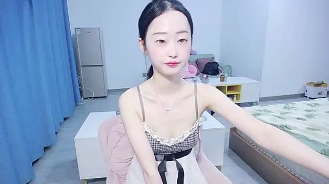 Mist_Muxiii520 - 人总是喜欢反季节的东西，就像幸福后知后觉