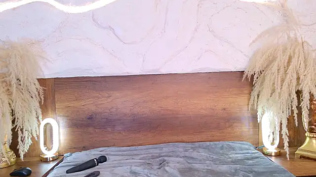 Mimis_park - ⭐ LEGS IN V & RUB PUSSY ⭐