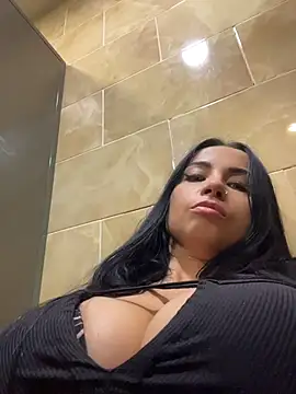 CrazzyChicks - Finger in ass/put anal plug and walk😈🫢