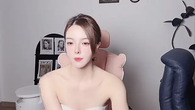 Alice172 - 酸奶油胸