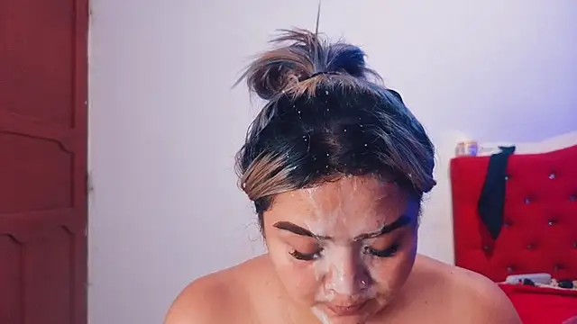 Agatha_humidity - Defruct my makeup with a lot of saliva