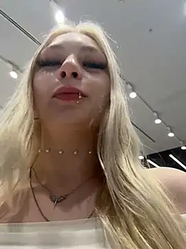 AngelinaTous - I'll show my ass+spank you 5 times🍑