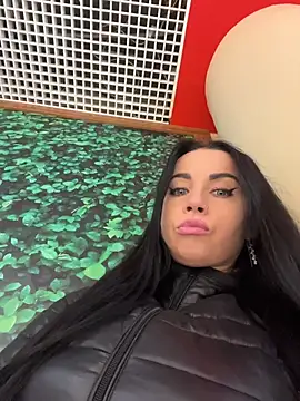 CrazzyChicks - Finger in ass/put anal plug and walk😈🫢