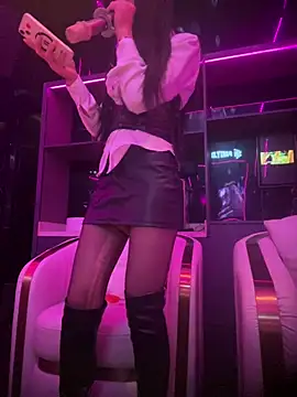 Pennyqueen - 做我国王🫅有惊喜哦💕😘🥰😋
