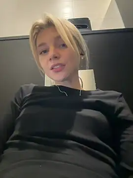 ValenciaShock - SUCK MY FAV DILDO ONLY IN PANTIES