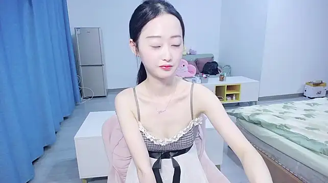 Mist_Muxiii520 - 人总是喜欢反季节的东西，就像幸福后知后觉