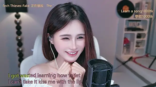 Babykitty- - 周六愉快😛你今天正能量了吗😜