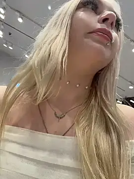 AngelinaTous - I'll show my ass+spank you 5 times🍑