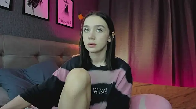 Lesi_Moonie01 - flash tits