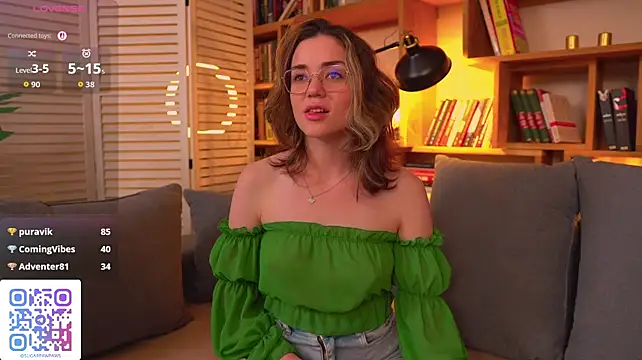 Sunny_Teaze - play with boobs