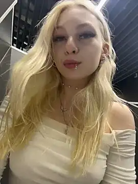 AngelinaTous - I'll show my ass+spank you 5 times🍑