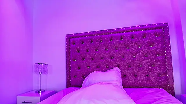 Juless_cornett - ride dildo 🍆😈