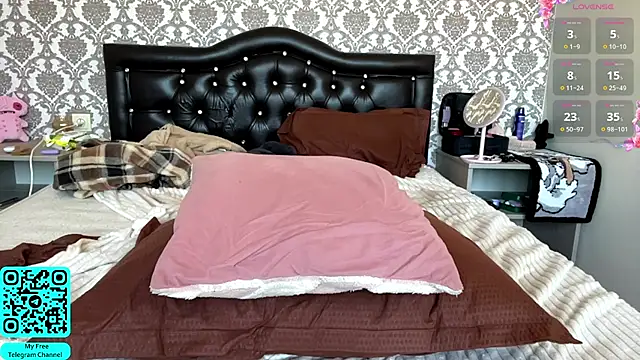 MadalynNosel - tease my anal hole