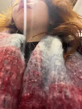 SlavicCandy - flash underwear in food court (riiisk)