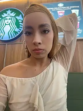 Isabella-gaviria - RIDING DOING SQUATS🔥 + CUM ON THE COCK