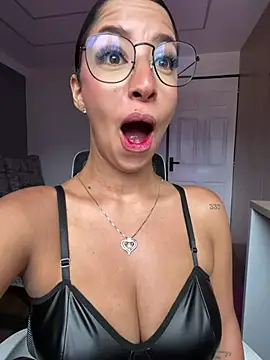 Luvely_unique_ - Fingering pussy💦