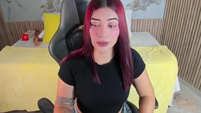 Nicolee19 - show boobs and 10slaps 🥵