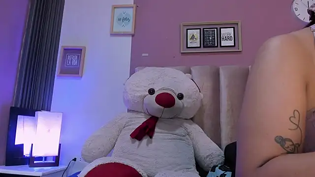 AGATHA_BRUNNETT