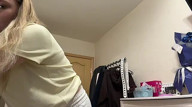MayaStarlight - show you the color of my panties ❤ <3