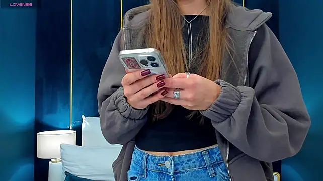 AprilWong