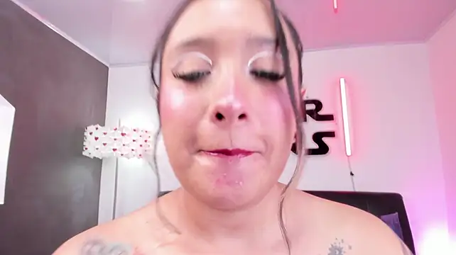 Miss_danika - cover mi face in full spit