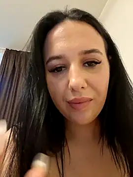 AlessiaMarais - show my boobies to my neightbours😈🔞😱