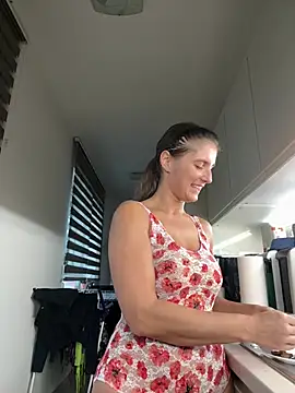 Jennifer11772 - Make me happy+ videos for you