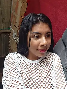 Chaparritahot99 - Walking in heels naked