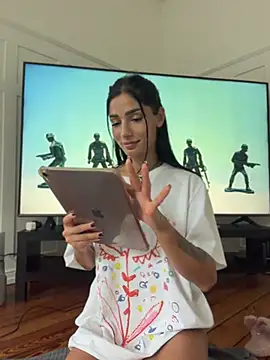 Vicky_luxe - LTorgasm video +10pics