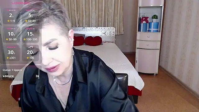 Sexy_milffa - show one's breasts