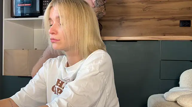 Adelovenick - Cum on Adele face and swallow