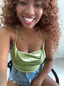Angel_preta - Tirar o short
