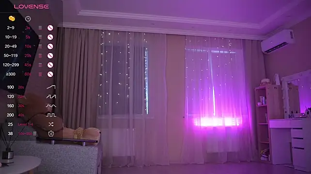 Bananalizzy - Slaps for pussy ♡