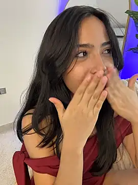 _Emily_Thompson_ - PLUG IN MY ASS