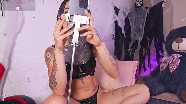 CleeoAdams_ - dildo in pussy + show cum