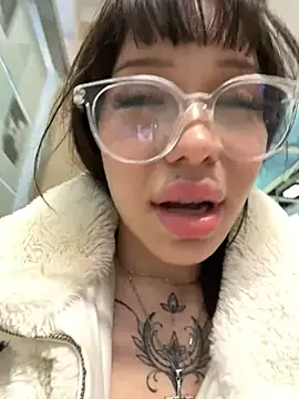 Babydolll - PINCH MY NIPPLES IN TOP IN FULLY TRAM