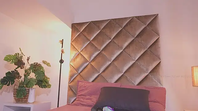 Crazyorange_ - plug insisde my ass