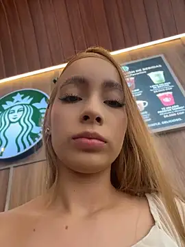 Isabella-gaviria - RIDING DOING SQUATS🔥 + CUM ON THE COCK